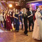 04.01.2020. Kielce. Studniówka VII Liceum Ogólnokształcącego im Józefa Piłsudskiego / Wiktor Taszłow / Radio Kielce