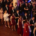 04.01.2020. Kielce. Studniówka VII Liceum Ogólnokształcącego im Józefa Piłsudskiego / Wiktor Taszłow / Radio Kielce