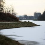 07.01.2020. Kielce. Lód na kieleckim zalewie / Wiktor Taszłow / Radio Kielce