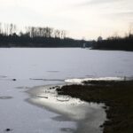 07.01.2020. Kielce. Lód na kieleckim zalewie / Wiktor Taszłow / Radio Kielce