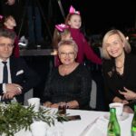 31.01.2020. Kielce. Gala finałowa 68. Plebiscytu Świętokrzyskie Gwiazdy Sportu 2019. Na zdjęciu (od lewej): Krzysztof Słoń - senator, Anna Krawiecka, Renata Janik - wicemarszałek województwa świętokrzyskiego / Wiktor Taszłow / Radio Kielce