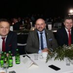 31.01.2020. Kielce. Gala finałowa 68. Plebiscytu Świętokrzyskie Gwiazdy Sportu 2019. Na zdjęciu (od lewej): Mirosław Gębski – starosta kielecki, Mariusz Gosek - członek zarządu województwa świętokrzyskiego, Marcin Piętak - dyrektor gabinetu marszałka województwa świętokrzyskiego / Wiktor Taszłow / Radio Kielce