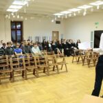 Kielce. 16.01.2020. Studenci SGH szkolą młodzież z kieleckich szkół / Wiktor Taszłow / Radio Kielce