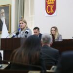 Kielce. 16.01.2020. Sesja rady miasta. Na zdjęciu (od lewej): Katarzyna Czech - Kruczek - radna, Kamil Suchański - przewodniczący Rady Miasta Kielce, Joanna Winiarska - wiceprzewodnicząca Rady Miasta Kielce, Katarzyna Zapała - wiceprzewodnicząca Rady Miasta Kielce / Wiktor Taszłow / Radio Kielce