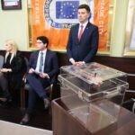 Kielce. 16.01.2020. Sesja rady miasta. Na zdjęciu (od lewej): Katarzyna Suchańska - radna, Karol Wilczyński - radny, Szczepan Skorupski - sekretarz miasta Kielce / Wiktor Taszłow / Radio Kielce