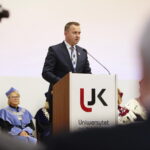 Kielce. 03.10.2019. Uniwersytet Jana Kochanowskiego. Inauguracja roku akademickiego. Przemawia Michał Cieślak - poseł / Wiktor Taszłow / Radio Kielce