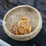 Kielce. 18.01.2020. Wystawa rękodzieła artystycznego prac stworzonych przez pracowników Ogrodu Botanicznego pt. "Roślinny DESIGN" / Wiktor Taszłow / Radio Kielce