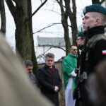 19.01.2020. Kielce. Karczówka. Uroczystości upamiętniające 157. rocznicę wybuchu powstania styczniowego. Na zdjęciu (od lewej): Jarosław Karyś - wiceprzewodniczący Rady Miasta Kielce, Krzysztof Słoń - senator PiS / Wiktor Taszłow / Radio Kielce