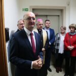 Kielce. 20.01.2020. Otwarcie biura poselskiego Piotra Wawrzyka. Na zdjęciu (w środku): Piotr Wawrzyk - wiceminister spraw zagranicznych / Wiktor Taszłow / Radio Kielce