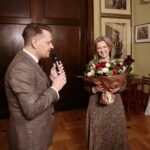 Oblęgorek. 21.01.2020. Wernisaż wystawy "Panna na Oblęgorku i na frankach Nobla - historia życia i twórczości Jadwigi Sienkiewiczówny". Na zdjęciu (od lewej): Robert Kotowski - dyrektor Muzeum Narodowego w Kielcach, Agnieszka Kowalska-Lasek - kurator wystawy / Wiktor Taszłow / Radio Kielce