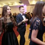 25.01.2020. Kielce. Studniówka Liceum im. św. Jadwigi Królowej / Wiktor Taszłow / Radio Kielce