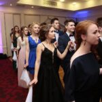 25.01.2020. Kielce. Studniówka Liceum im. św. Jadwigi Królowej / Wiktor Taszłow / Radio Kielce