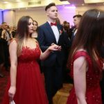 25.01.2020. Kielce. Studniówka Liceum im. św. Jadwigi Królowej / Wiktor Taszłow / Radio Kielce