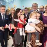 31.01.2020. Piekoszów. Otwarcie nowego oddziału żłobka. Na zdjęciu (z lewej): Krzysztof Słoń - senator / Wiktor Taszłow / Radio Kielce