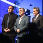 31.01.2020. Kielce. Gala finałowa 68. Plebiscytu Świętokrzyskie Gwiazdy Sportu 2019. Na zdjęciu (od lewej): Janusz Knap - prezes Radia Kielce, Piotr Rozpara - Gazeta Wyborcza, Stanisław Wróbel – redaktor naczelny Echa Dnia / Wiktor Taszłow / Radio Kielce