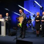 31.01.2020. Kielce. Gala finałowa 68. Plebiscytu Świętokrzyskie Gwiazdy Sportu 2019. Na zdjęciu (od lewej): Marlena Wojnowska, Rafał Szymczyk, Łukasz Michalski - członek zarządu AZS UJK Kielce, Renata Janik - wicemarszałek województwa świętokrzyskiego, Rafał Nowak - wicewojewoda świętokrzyski / Wiktor Taszłow / Radio Kielce