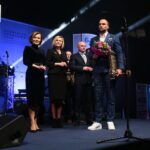 31.01.2020. Kielce. Gala finałowa 68. Plebiscytu Świętokrzyskie Gwiazdy Sportu 2019. Na zdjęciu (od lewej): Anna Krupka - poseł, Renata Janik - wicemarszałek województwa świętokrzyskiego, Rafał Nowak - wicewojewoda świętokrzyski, Uros Zorman - PGE Vive Kielce / Wiktor Taszłow / Radio Kielce