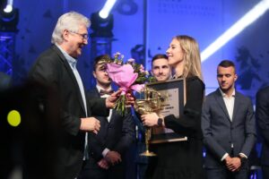 31.01.2020. Kielce. Gala finałowa 68. Plebiscytu Świętokrzyskie Gwiazdy Sportu 2019. Na zdjęciu (od lewej): Andrzej Tłuczyński - były reprezentacyjny piłkarz ręczny, Magda Więckowska - Korona Handball / Wiktor Taszłow / Radio Kielce