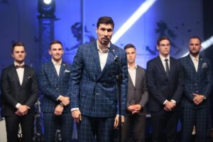 31.01.2020. Kielce. Gala finałowa 68. Plebiscytu Świętokrzyskie Gwiazdy Sportu 2019. Przemawia Alex Dujszebajew - PGE Vive Kielce / Wiktor Taszłow / Radio Kielce