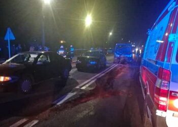 21.01.2020 Wąchock. Wypadek na drodze krajowej nr 42 / Policja Starachowice