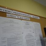 14.02.2020. Bałtów. Tablica ogłoszeń w Urzędzie Gminy w Bałtowie / Emilia Sitarska / Radio Kielce
