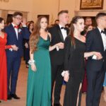 15.02.2020. Studniówka LO nr 1 w Zespole Szkół Ogólnokształcących w Ostrowcu Świętokrzyskim / Emilia Sitarska / Radio Kielce