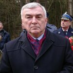 16.02.2020. Skarżysko. Uroczystości upamiętniające 80. rocznicę egzekucji mieszkańców miasta. Na zdjęciu marszałek województwa świętokrzyskiego Andrzej Bętkowski / Anna Głąb / Radio Kielce