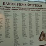 16.02.2020. Skarżysko. Wystawa „Od papirusu do e-Biblii” / Anna Głąb / Radio Kielce