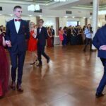 15.02.2020. Końskie. Studniówka II Liceum Ogólnokształcącego im. Marii Skłodowskiej-Curie w Końskich / Magdalena Galas-Klusek / Radio Kielce