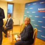 19.02.2020. Jędrzejów. Wizyta Władysława Kosiniaka-Kamysza. Na zdjęciu (od lewej): Władysław Kosiniak-Kamysz - kandydat na prezydenta RP, Leszek Wawrzyła - szef struktur powiatowych PSL, Władysław Kosiniak-Kamysz - kandydat na prezydenta RP / Ewa Pociejowska-Gawęda / Radio Kielce