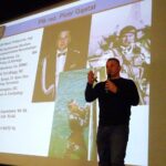 28.02.2020 Włoszczowa. Spotkanie edukacyjne dotyczące cichociemnych. Na zdjęciu płk rezerwy Piotr Gąstał. / Ewa Pociejowska-Gawęda / Radio Kielce