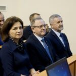 06.02.2020. Kielce. Wręczenie promes z programu „Maluch+”. Na zdjęciu (od lewej): Katarzyna Nowacka - świętokrzyski wicekurator oświaty, Andrzej Michalski - dyrektor świętokrzyskiego oddziału PFRON i Kazimierz Mądzik - świętokrzyski kurator oświaty / Piotr Kwaśniewski / Radio Kielce