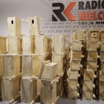 25.02.2020. Kielce. Budki lęgowe dla sikorek i jerzyków / Kamil Król / Radio Kielce