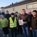 07.02.2020. Brzeziny. Protestujący mieszkańcy porozumieli się z władzami województwa w sprawie budowy obwodnicy / Mateusz Kaczmarczyk / Radio Kielce