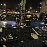 23.02.2020 Kielce. Wichura zerwała część elewacji z bloku przy ul. Chęcińskiej / Jarosław Kubalski / Radio Kielce