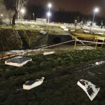 23.02.2020 Kielce. Wichura zerwała część elewacji z bloku przy ul. Chęcińskiej / Jarosław Kubalski / Radio Kielce