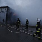 10.02.2020. Kornica. Pożar zakładu drzewnego przy ulicy Przemysłowej / Jarosław Kubalski / Radio Kielce