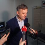 05.02.2020. Ostrowiec Świętokrzyski. Retro Gra w Browarze Kultury. Na zdjęciu: Jacek Kowalczyk - dyrektor Miejskiego Centrum Kultury w Ostrowcu Świętokrzyskim / Emilia Sitarska / Radio Kielce