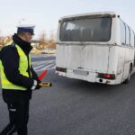 09.02.2020 Górno. Kontrola drogowa. Policja. Autobus / Jarosław Kubalski / Radio Kielce