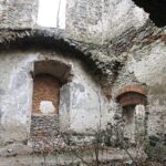 10.02.2020 Podzamcze Piekoszowskie. Ruiny pałacu Tarłów / Jarosław Kubalski / Radio Kielce