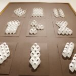 14.02.2020 Kielce. BWA. Wernisaż trzech wystaw. Agnieszka Andruszkiewicz - obiekty z papieru / Jarosław Kubalski / Radio Kielce