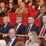 17.02.2020 Kielce. KCK. Nagrody Miasta Kielce. Gala. Na zdjęciu od lewej przewodniczący rady miasta Kamil Suchański, wicemarszałek Renata Janik, senator Krzysztof Słoń, zastępca prezydenta miasta Marcin Różycki i prezydent Bogdan Wenta / Jarosław Kubalski / Radio Kielce