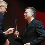 17.02.2020 Kielce. KCK. Nagrody Miasta Kielce. Gala. Prezydent Bogdan Wenta i Tomasz Irski / Jarosław Kubalski / Radio Kielce