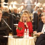 17.02.2020 Kielce. WDK. Promocja tomu wierszy, opowiadań i haiku pt. "Wina" autorstwa Ireny Nyczaj. Od lewej reżyser Arkadiusz Szostak, Irena Nyczaj i dyrektor WDK Jarosław Machnicki / Jarosław Kubalski / Radio Kielce