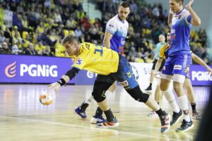 22.02.2020 Kielce. Mecz PGE Vive Kielce - MMTS Kwidzyn. Julen Aginagalde / Jarosław Kubalski / Radio Kielce