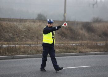 26.01.2020 Kielce. Ulica Krakowska. Policja. Kontrola drogowa / Jarosław Kubalski / Radio Kielce