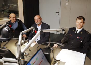 17.02.2020 Radio Kielce. Punkty Widzenia. Andrzej Konopacki - instruktor ochrony przyrody PTTK, prof Marek Jóźwiak - Katedra Ochrony i Kształtowania Środowiska UJK w Kielcach i  brygadier Paweł Ksel - Komenda Wojewódzka PSP w Kielcach / Jarosław Kubalski / Radio Kielce