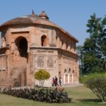 Indie Północno-Wschodnie / Danuta Rasała i Sławomir Skowron