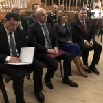 16.02.2020. Klimontów. Miasto świętuje przywrócenie praw miejskich. Na zdjęciu (od lewej): burmistrz Klimontowa Marek Goździewski, Rafał Nowak - wicewojewoda świętokrzyski, Anna Krupka - wiceminister sportu, Andrzej Kryj - poseł PiS / Grażyna Szlęzak-Wójcik / Radio Kielce