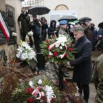 10.02.2020. Kielce. Cmentarz Stary. Uroczystość upamiętniająca 80 rocznicę I wywózki Polaków na Sybir. Na zdjęciu: Krzysztof Słoń - senator / Wiktor Taszlow / Radio Kielce